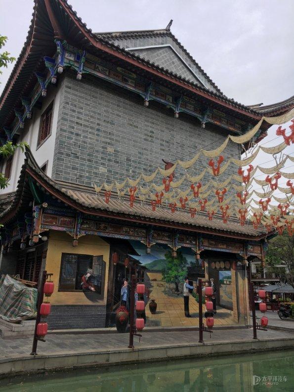 零距离帮忙 | 定金易付,退款却“卡流程”?说好的“放心购”呢?